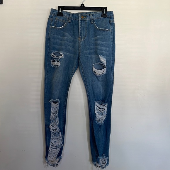 Denim - Distressed Jeans